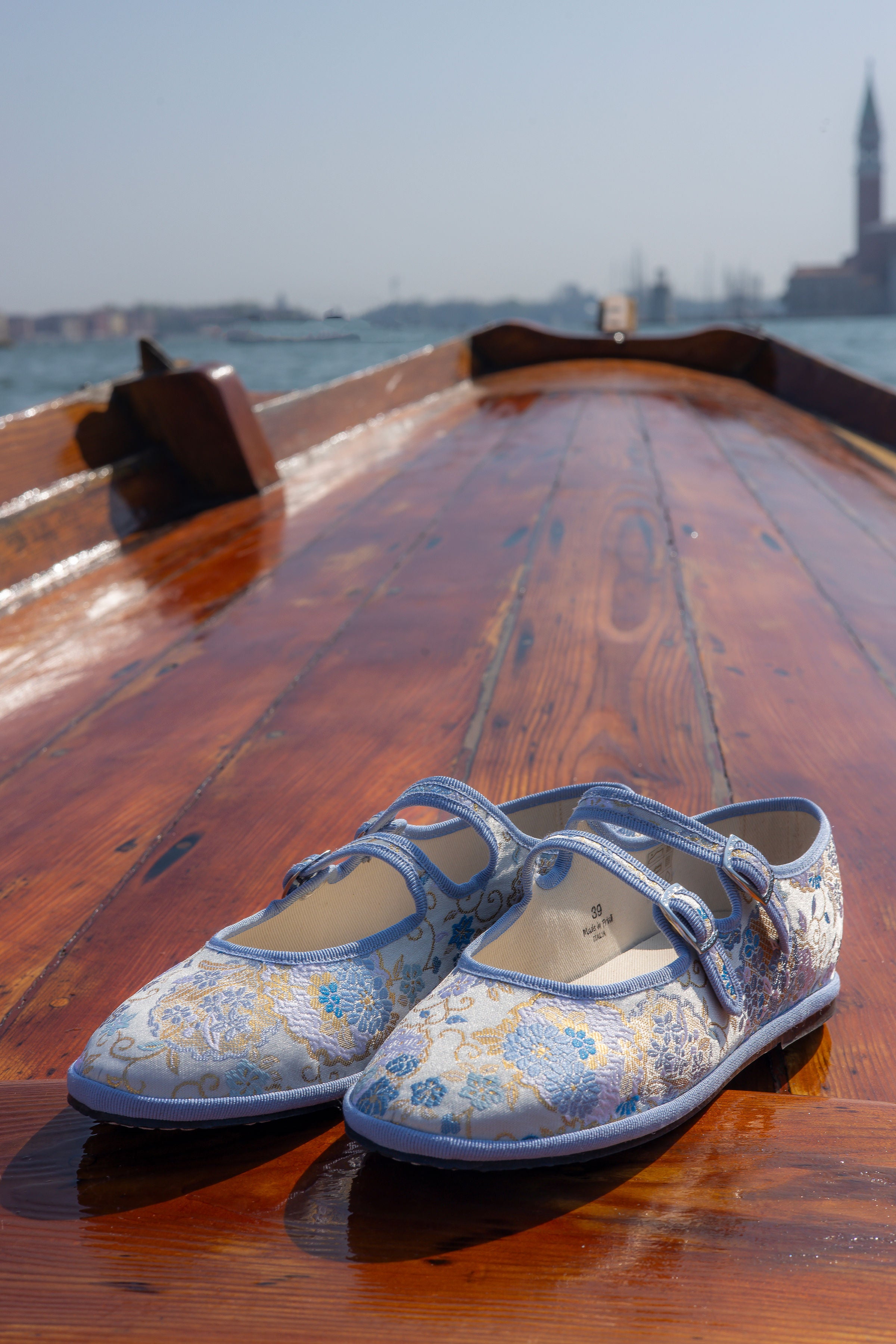 Persepolis by Gondolina Shoes
