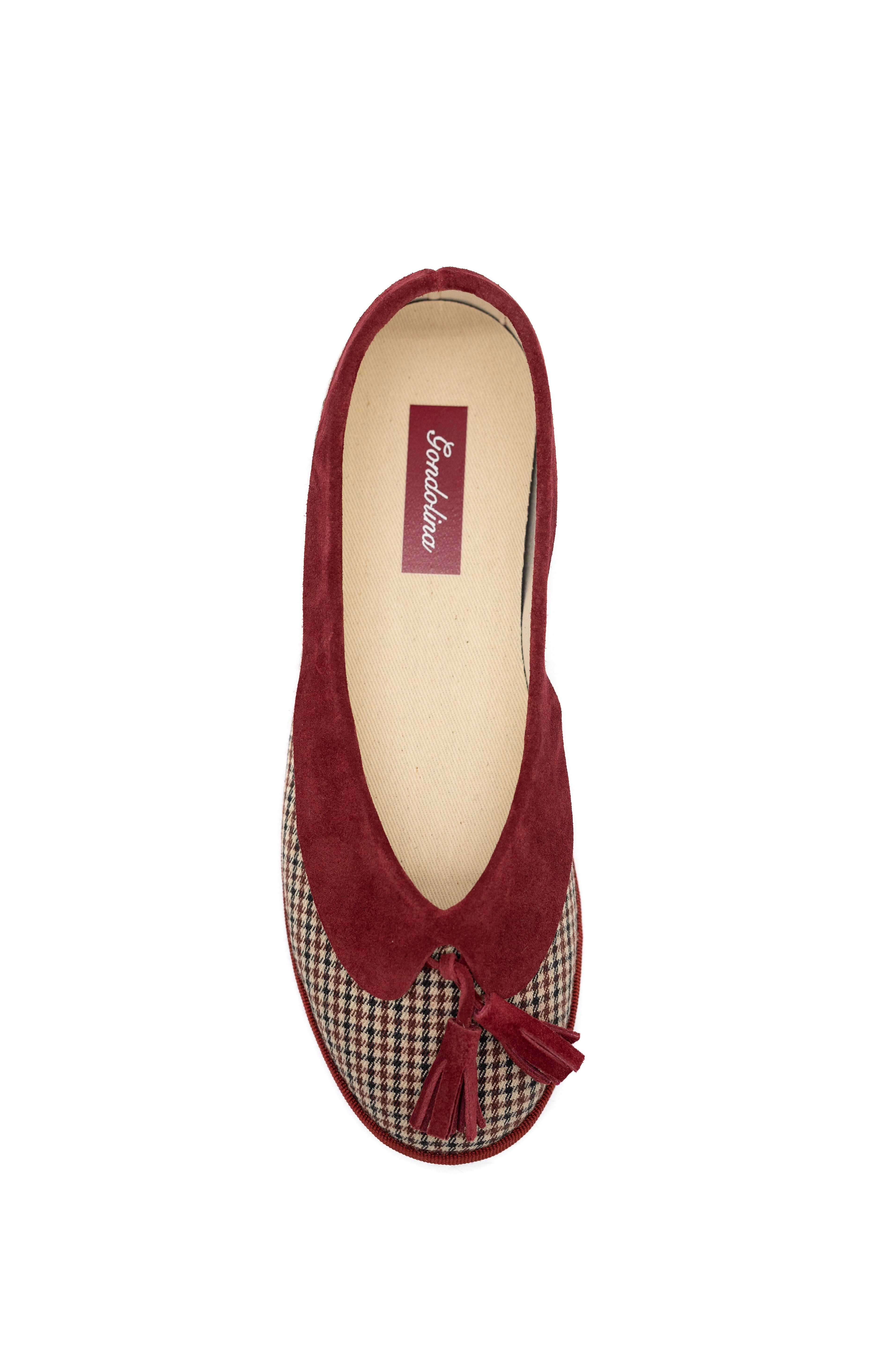 Handcrafted Gondolina Dogaressa ballet flats in scottish tweed and burgundy collar, featuring authentic Venetian design, top view