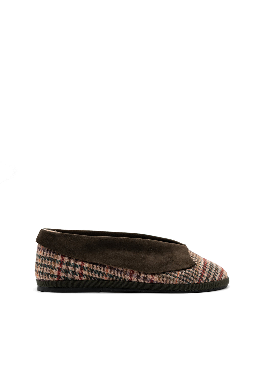Handcrafted Gondolina Duchessa ballet flats in scottish tweed and green collar, featuring authentic Venetian design, side view