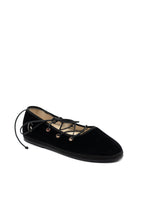 Handcrafted Gondolina Mascareta Ballet Flat in black velvet, featuring authentic Venetian design, Side view