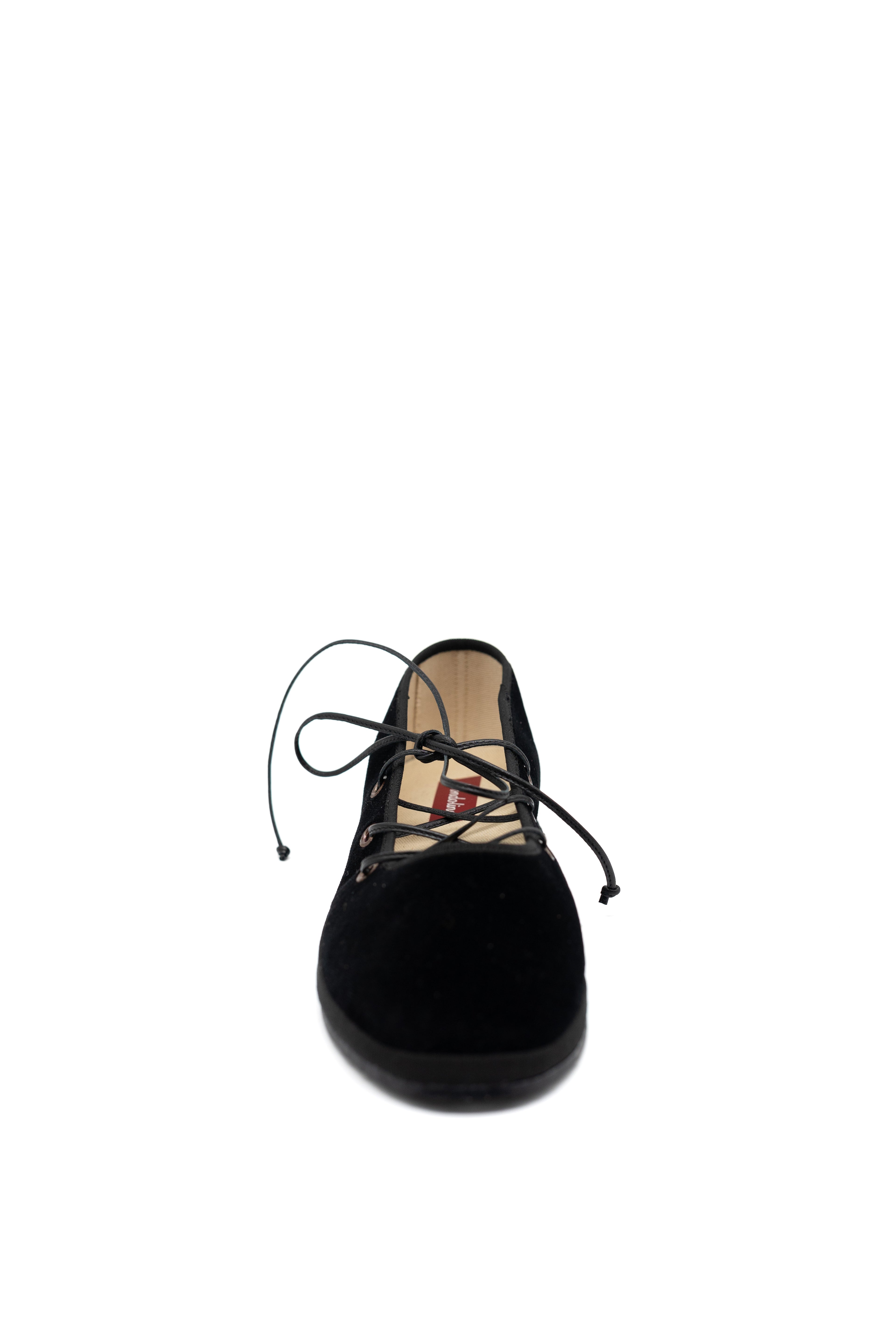 Handcrafted Gondolina Mascareta Ballet Flat in black velvet, featuring authentic Venetian design, Front view