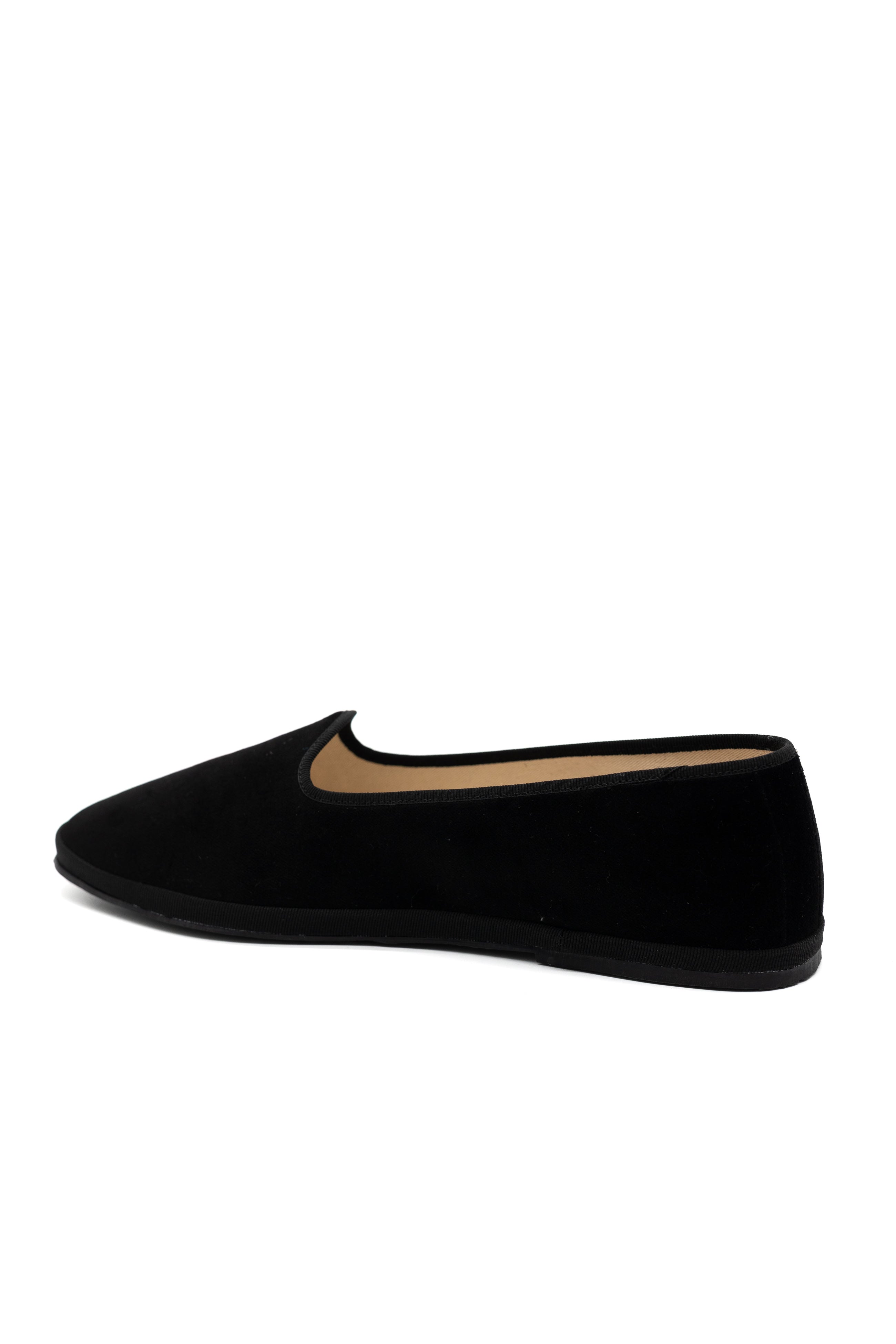 Handcrafted Gondolina Bucintoro flats in black velvet, featuring authentic Venetian design, back view