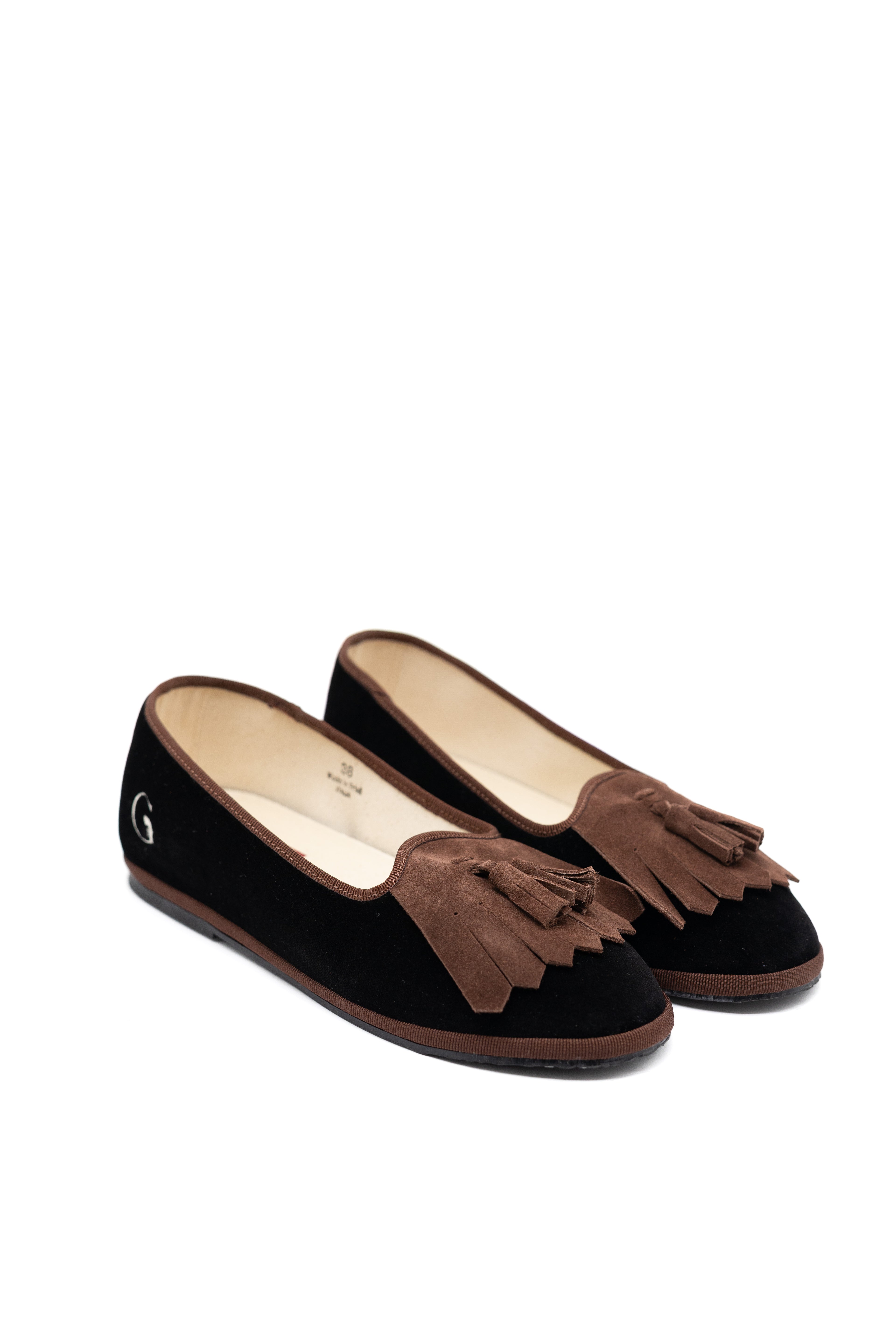 Handcrafted Gondolina Falzarego fringe tassel flats for women in black velvet, featuring authentic Venetian design, close-up