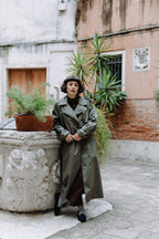 Handcrafted Gondolina Lagazuoi fringe tassel flats in blue velvet, featuring authentic Venetian design, full-body