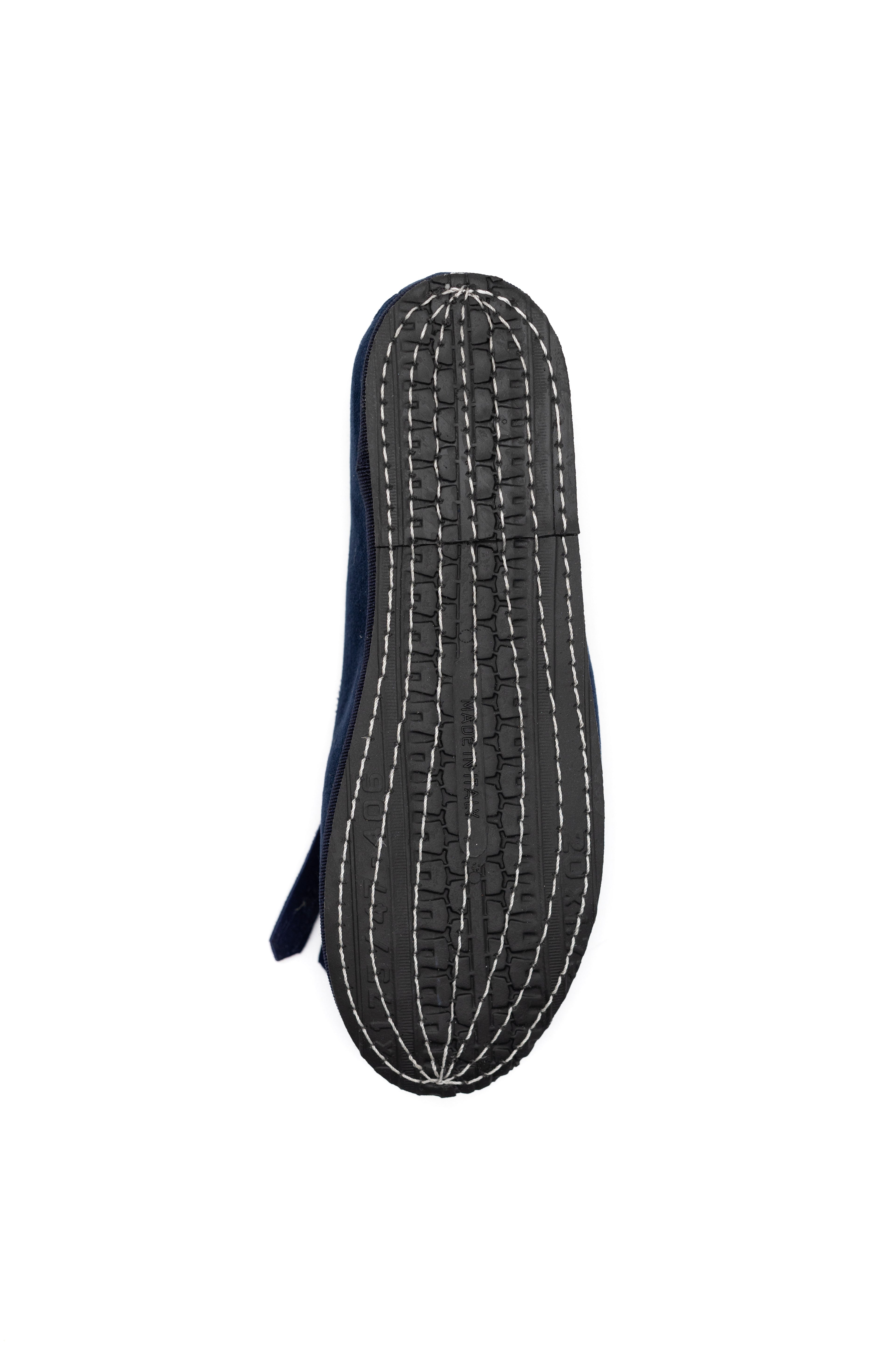 Handcrafted Gondolina Lagazuoi fringe tassel flats in blue velvet for women, featuring authentic Venetian design, sole detail