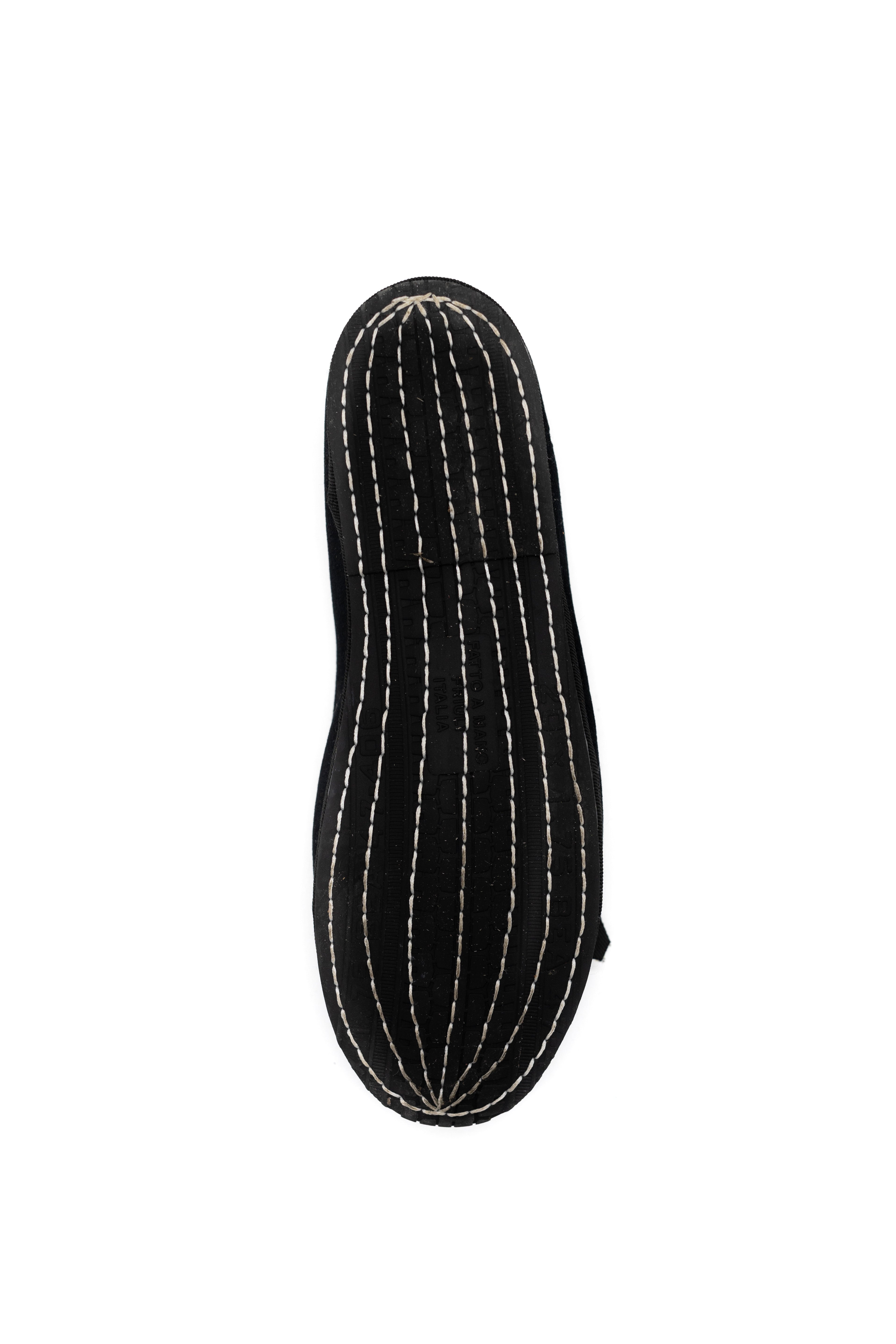 Handcrafted Gondolina Olympia tassel flats in black and leopard fringe in velvet, featuring authentic Venetian design, sole detail