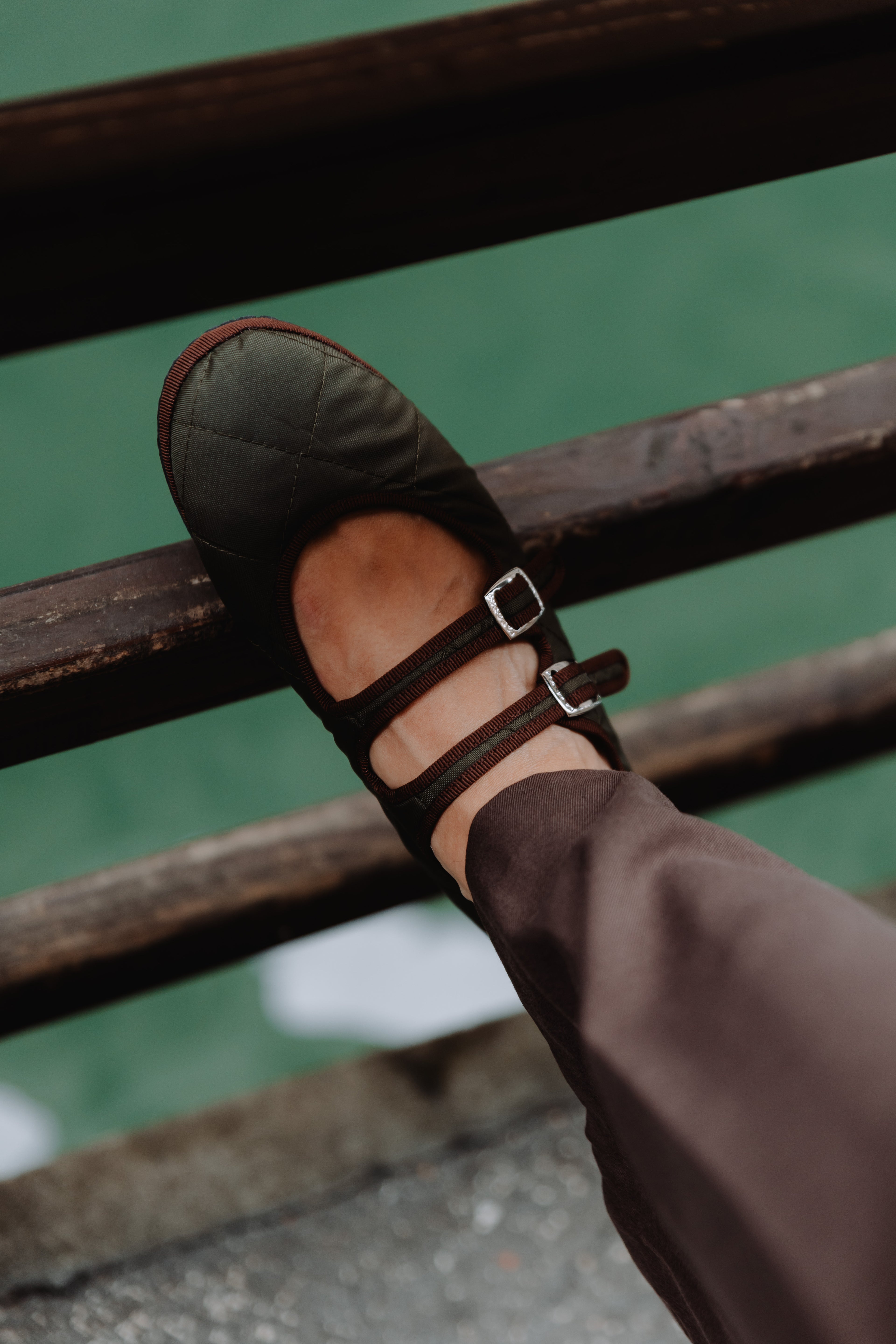 Handcrafted Gondolina Acqua Alta Mary Jane waterproof in green nylon, featuring authentic Venetian design, detail