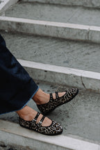 Handcrafted Gondolina Zebra Mary Jane in leopard print velvet, featuring authentic Venetian design, details