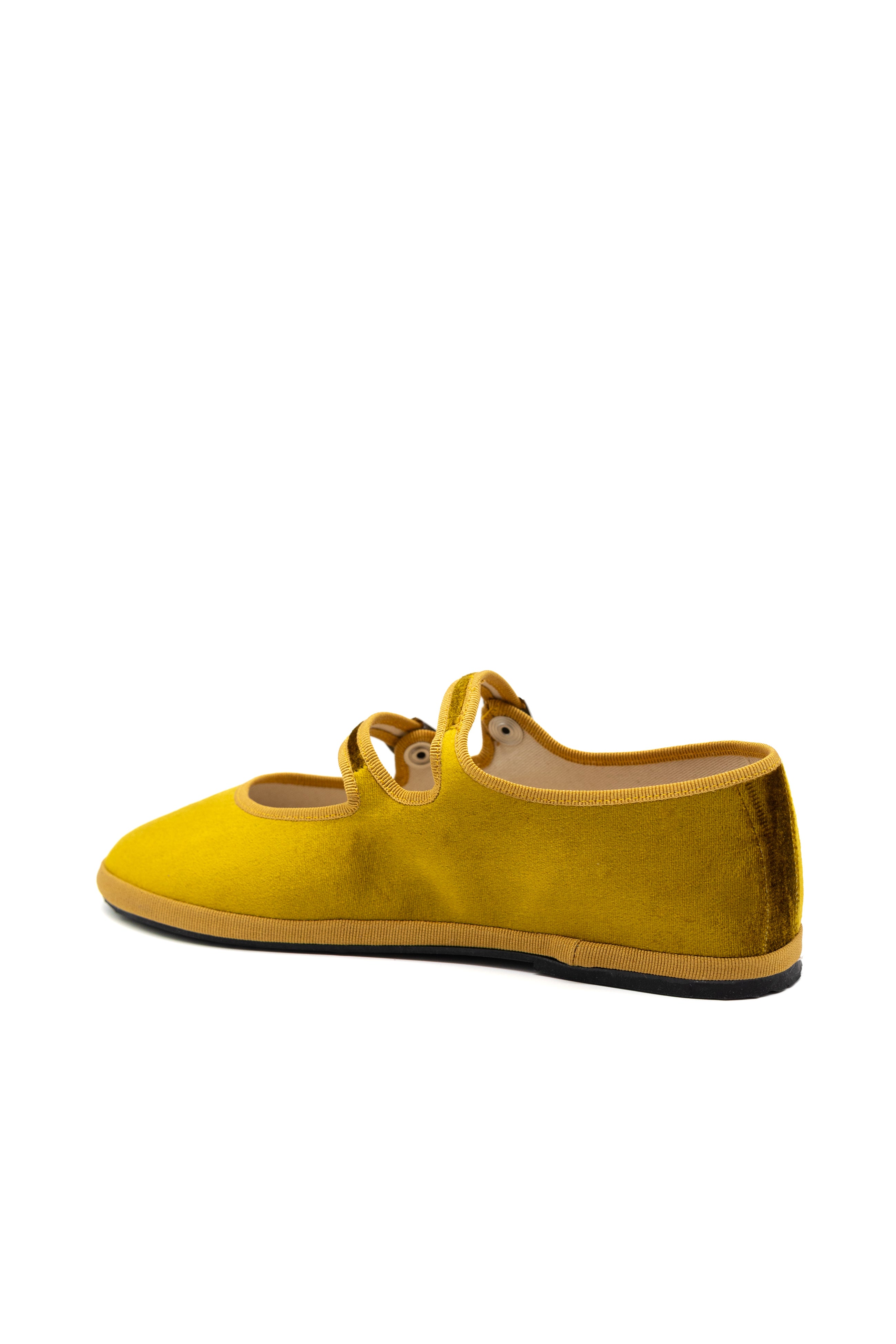 Handcrafted Gondolina Nina Mary Jane in yellow silk velvet, featuring authentic Venetian design, back view