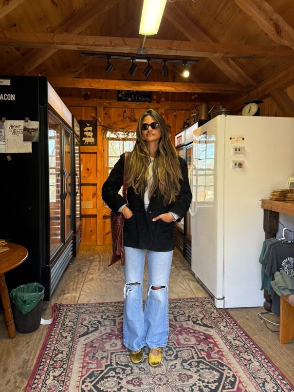 Handcrafted Gondolina Nina Mary Jane in yellow silk velvet, featuring authentic Venetian design, full-body