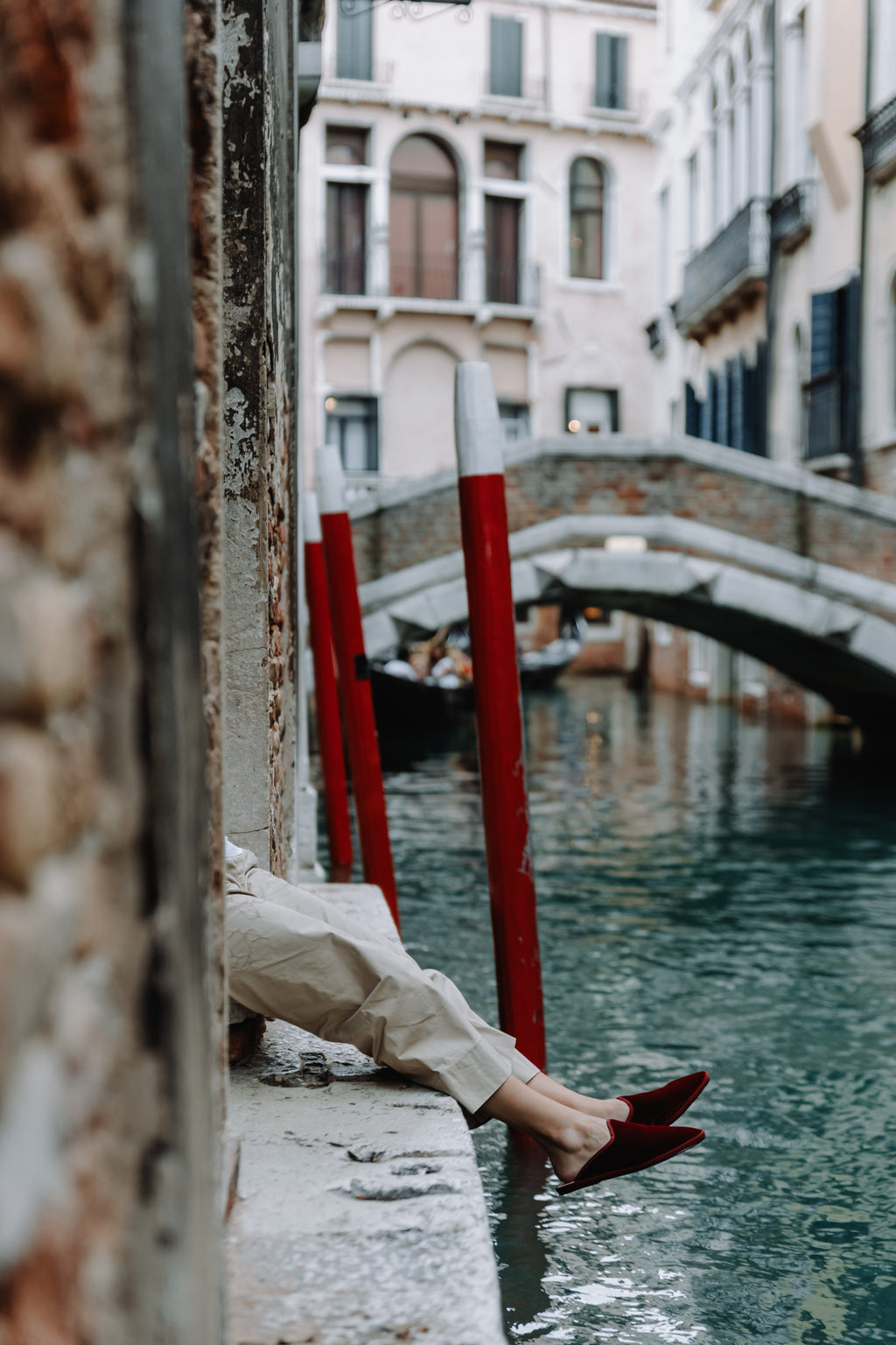 Handcrafted Gondolina San Marco Mules in red silk velvet, featuring authentic Venetian design, lifestyle